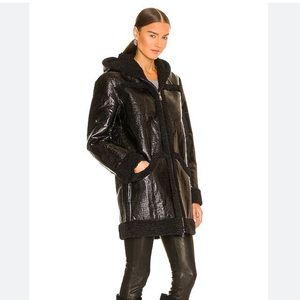 WORN TWICE: BEAUTIFUL APPARIS JACKET 🖤🖤